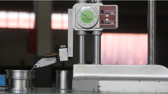 surface-roughness-tester